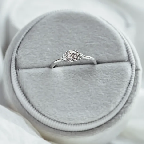 Full view of the gold BOOGIE engagement ring with pavé moissanites