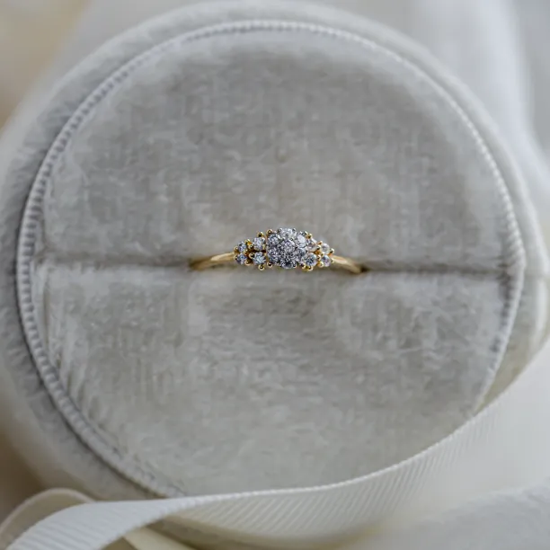 Pavé moissanite engagement ring BOWIE shown from the front