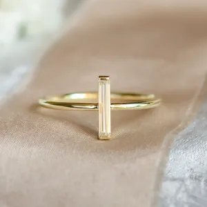 Minimalist moissanite ring PERCY
