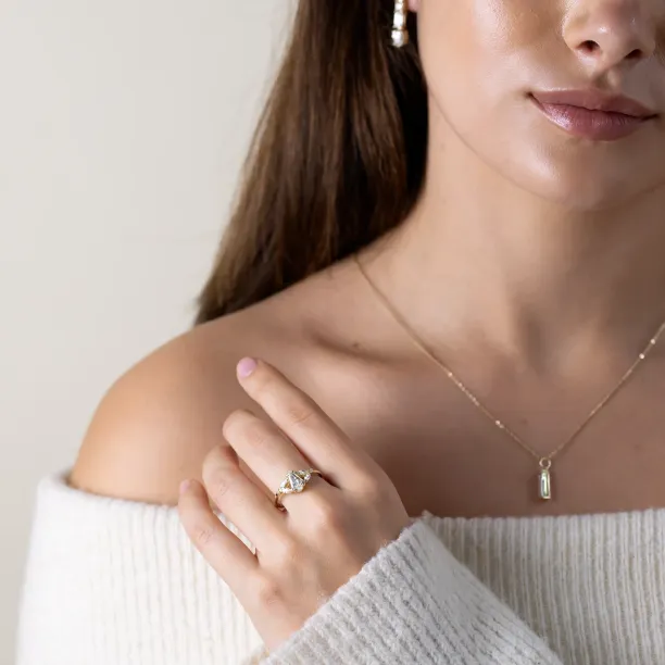 Lab grown diamond ring NILIA worn on the hand