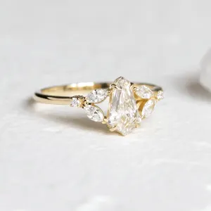 Angled detail of the lab grown diamond ring NILIA