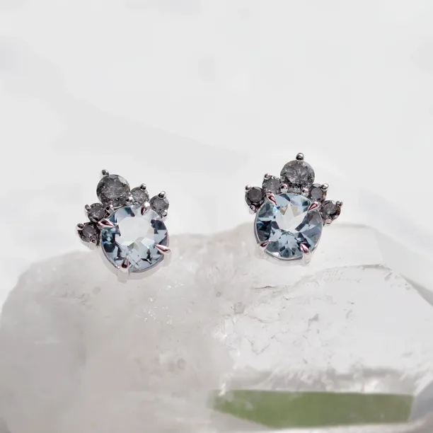 Zlaté náušnice BELLA s akvamaríny a salt and pepper diamanty v páru