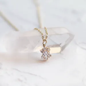 Close-up of the AMORIS gold necklace pendant with a lab-grown diamond
