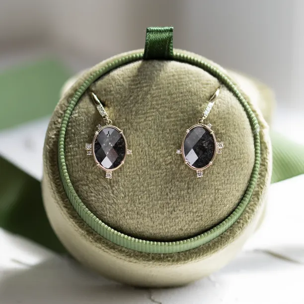 Pair of MARIBEL earrings with oval salt and pepper diamonds