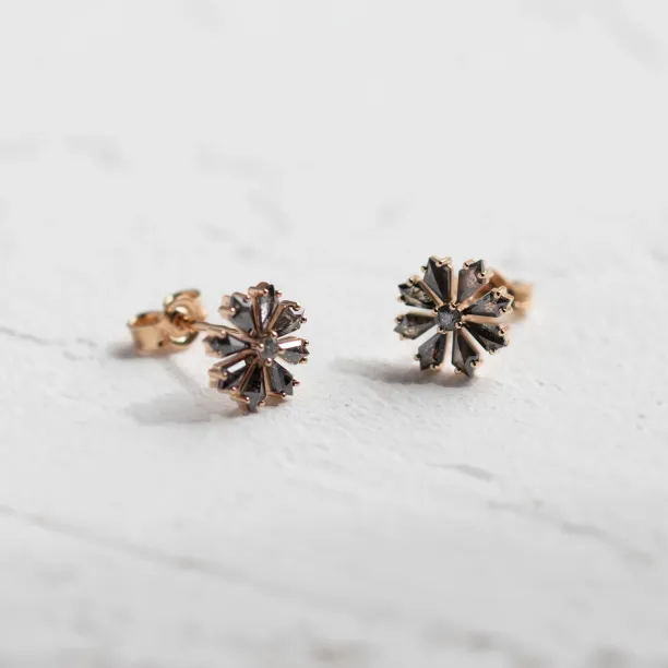 Pair of FLOWER floral earrings with salt and pepper diamonds
