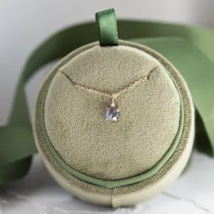 Zlatý přívěsek SPARK s klasickým a salt and pepper diamantem