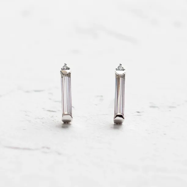 Moissanite and diamond earrings FELICIS with elongated baguette-shaped stones