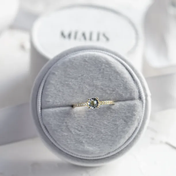 Elegantní zlatý prsten s akvamarínem a diamanty ELYSIA Image