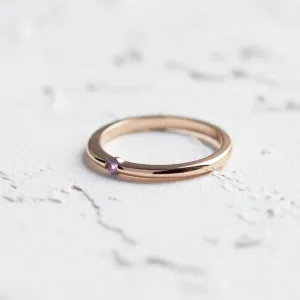 Angled view of the HAIMEE lavender sapphire ring