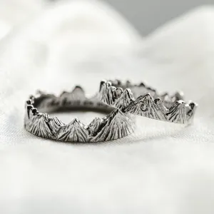 Platinum mountain-inspired wedding rings MONTE