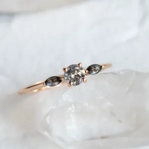 Close-up of the 14K rose gold salt and pepper diamond ring RINA