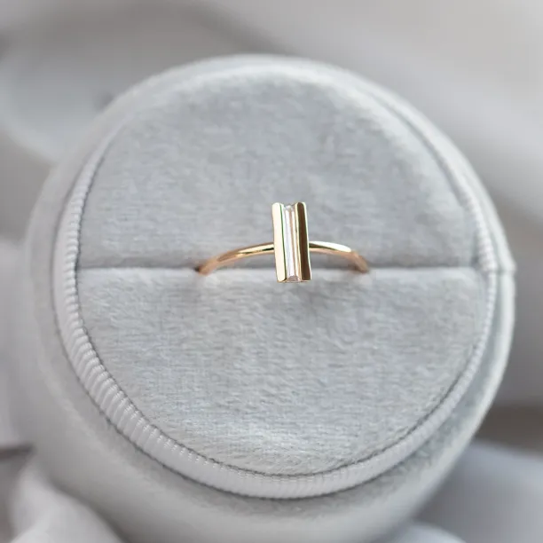 KATY engagement ring with a baguette moissanite, full product view