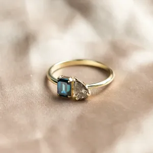DOLORES gold ring with blue emerald and brown pear-shaped lab-grown diamonds
