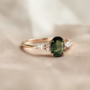 Oval cut sapphire ring with marquise diamonds ETERNELLE