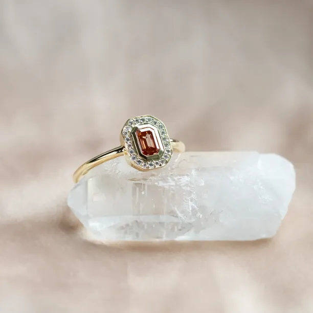 Art deco prsten s lab grown diamanty v růžové a bílé barvě MOANA Image