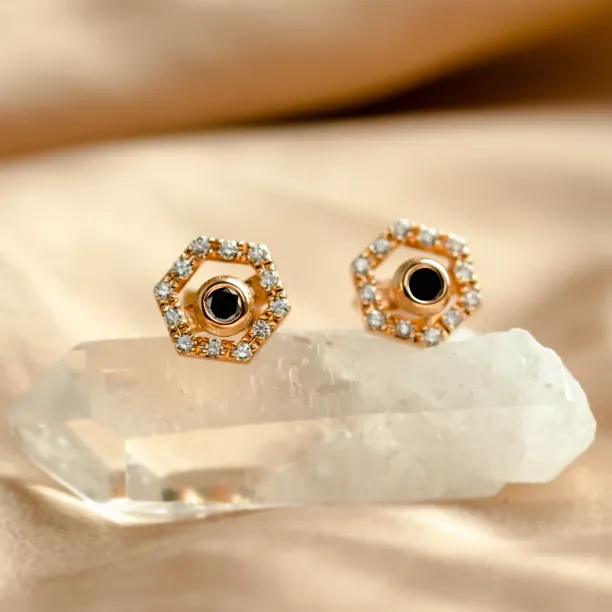 Náušnice KYLE s černými diamanty ve středu