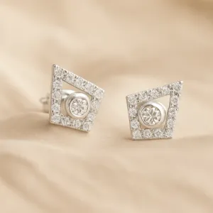 JAY náušnice z bílého zlata v kite tvaru s laboratorními diamanty