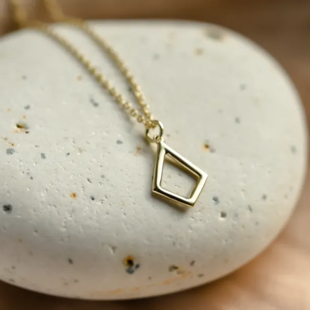Gold kite necklace CLAUDIA Image