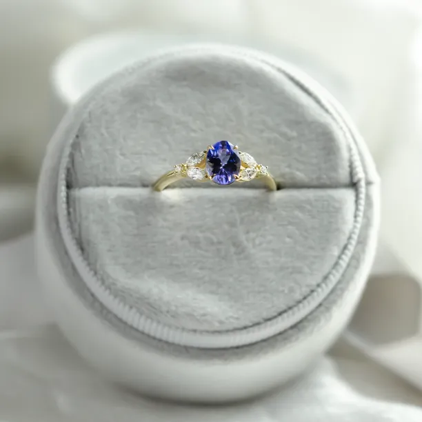 Oval tanzanite engagement ring FIORA