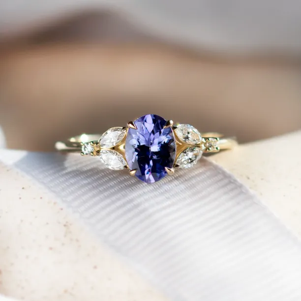 Oval tanzanite engagement ring FIORA