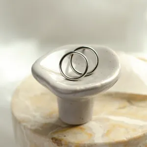 Gold circle stud earrings KARMALL Thumbnail