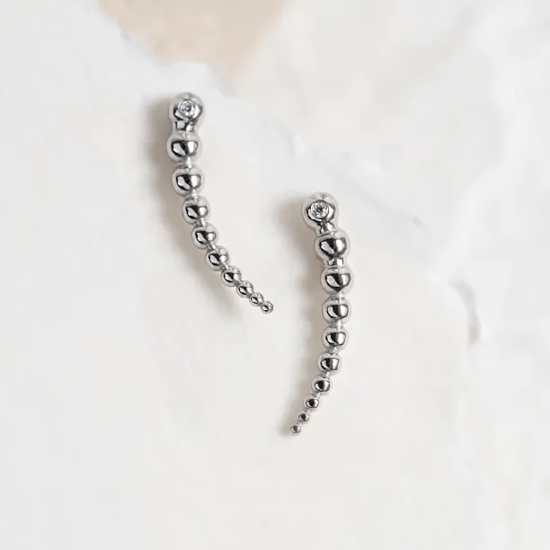 Crawler earrings with diamonds MONIQUE Image