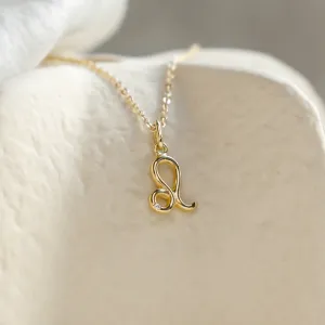 Close-up of the Leo pendant and its diamond