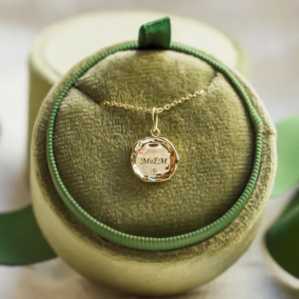COLETTE personalised gold pendant with diamond and M&M engraving