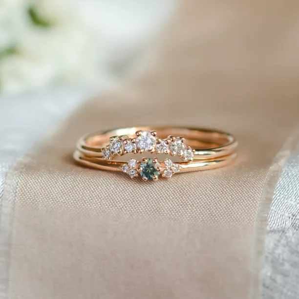 Close-up of the SABINE sapphire and diamond ring from the front