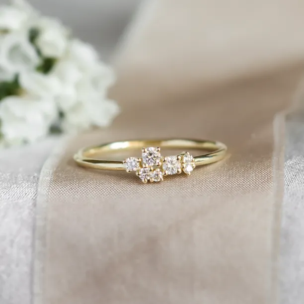 Gold cluster ring with natural or lab grown diamonds VENICE Image