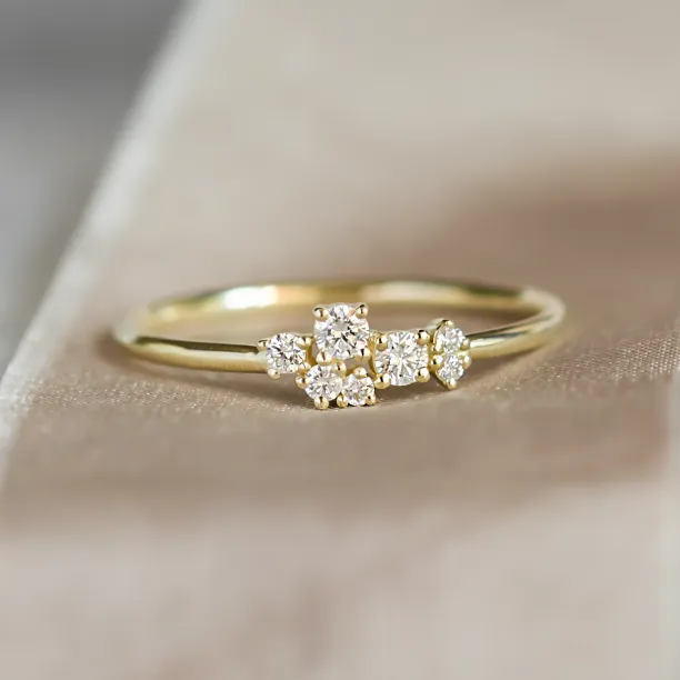 Gold cluster ring with natural or lab grown diamonds VENICE Image