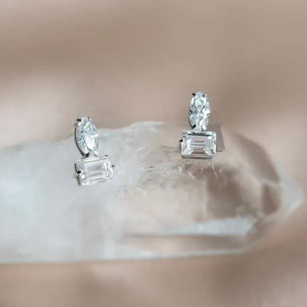Earrings with baguette and marquise lab-grown diamonds ANNA Image