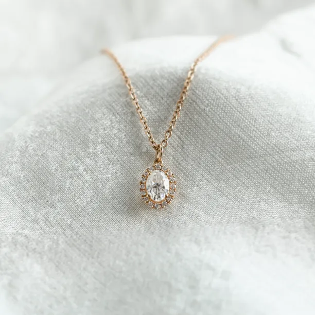 Gold necklace with lab created diamonds GRANA Image