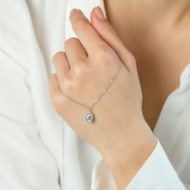 Zlatý halo přívěsek GLORIA s laboratorními diamanty na ruce
