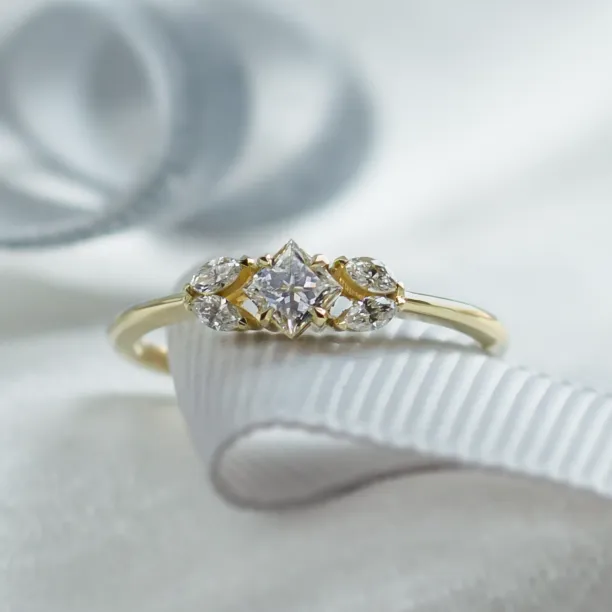 Unusual diamond engagement ring DEMI Image