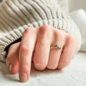 Pear-shaped salt and pepper engagement ring ALIA worn on the hand