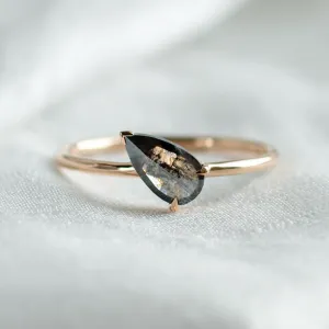 ALIA engagement ring with pear-shaped salt and pepper diamond, close-up