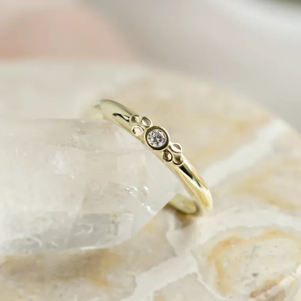 Engagement ring with a diamond and massive hoop JUNE Image