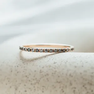 Zlatý eternity prsten se salt and pepper diamanty DOROTHY Thumbnail