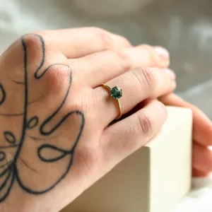 Unusual engagement ring with moss agate and organic bezel AVERIL Thumbnail