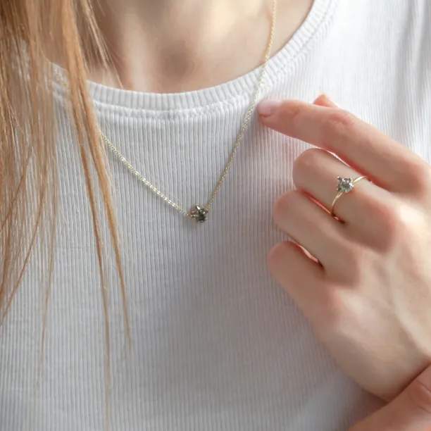 Romantic cluster jewelry set with salt and pepper diamonds PAGE Image