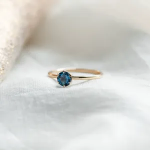 Zásnubní prsten MARGARET s london blue topazem v růžovém zlatě