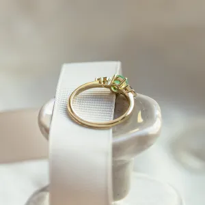 Rear view of the KIM gold ring showing the inside of its gemstone settings