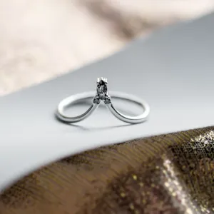 Curved gold ring with salt and pepper diamond LEILA Thumbnail