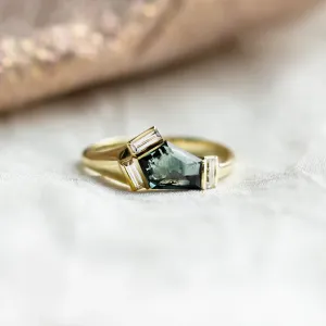 Original ring with asymmetric sapphire and baguette moissanites AGATHA Thumbnail