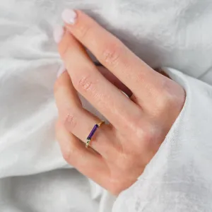 Gold ring with baguette amethyst AYLA Thumbnail