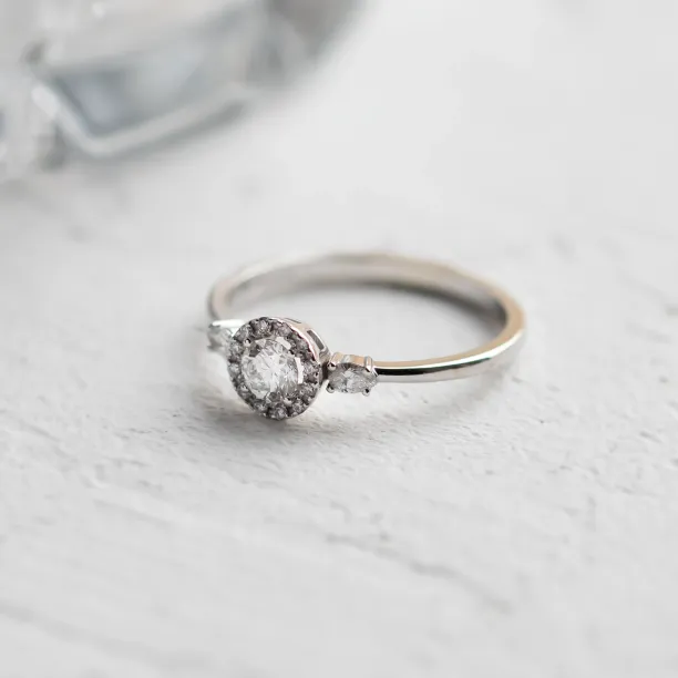 Unusual engagement ring with diamonds CARLITA Image