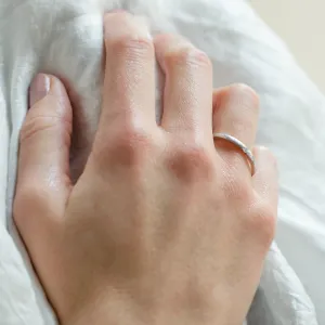 Minimalist engagement ring CHER