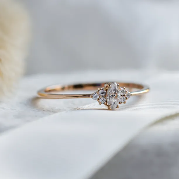 Romantic engagement ring with diamonds MILLIANA Image