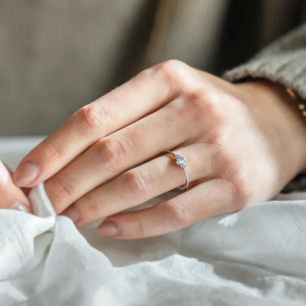Romantic engagement ring with diamonds MILLIANA Image